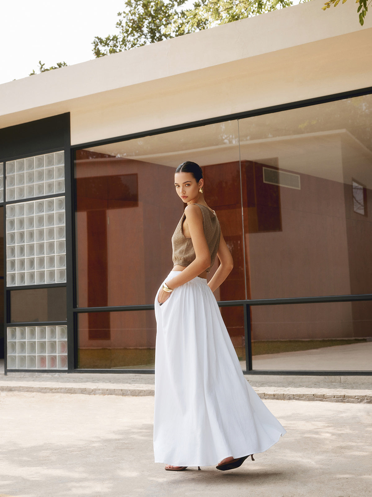 Summer Linen Skirt – Pleated Design with Flattering Waist